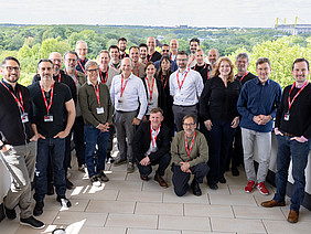 Gruppenfoto mit Geschäftsführer Tobias Hövelborn auf dem GSB11 Treffen